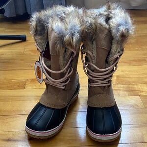 Northside Kathmandu Tan and Black Kids' Winter Boots Size 13